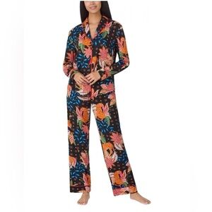 ROOM SERVICE black tiger print long sleeve  and pants pj set, size medium